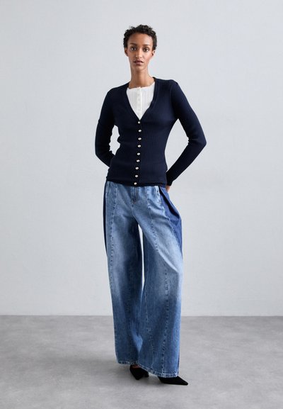sandro CARDIGAN GABRIELLE BOUTONS - Strickjacke - marine