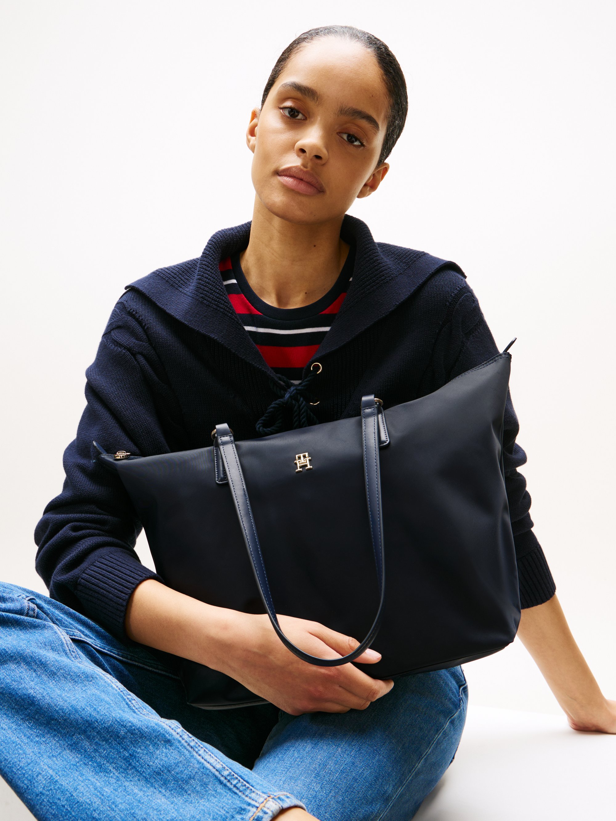 Tommy Hilfiger POPPY TOTE - Tote bag - space blue/dark blue 