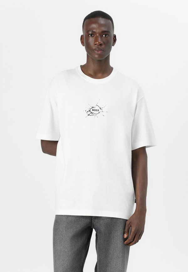 VOYAGE - Print T-shirt3