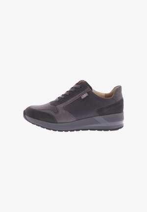 Donkergrijze sneaker met gestructureerd suede en glad leren accenten, ronde neus, veters en een gevoerde zool voor comfort.