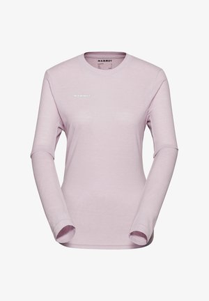 Maglietta a maniche lunghe di colore rosa chiaro, realizzata in tessuto morbido. Presenta un collo a giro e un discreto logo MAMMUT bianco sul petto.