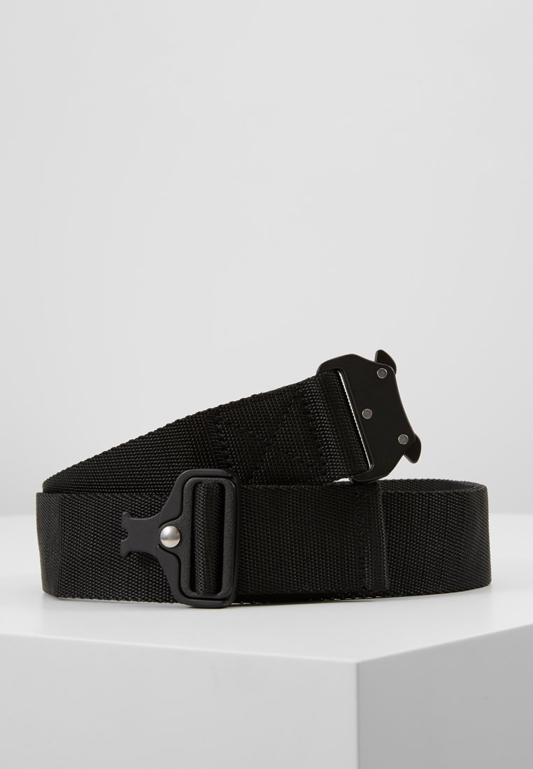 Urban Classics - WING BUCKLE BELT - Riem - black, Vergroten