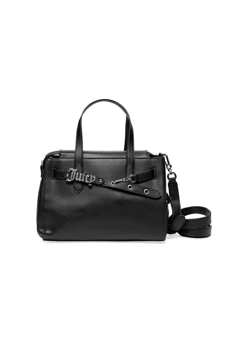 Czarna skórzana torebka na ramię z dwoma uchwytami, odczepianym paskiem na ramię, zamknięciem na zamek i dekoracyjnymi elementami z napisem "Juicy".