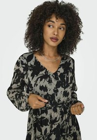 JDY ISABELLA  - Blusenkleid - black