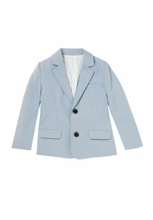 Lyseblå blazer med hakkede reverser, to mørke knapper, to klaplommer og indvendig stribet for, vist på hvid baggrund.
