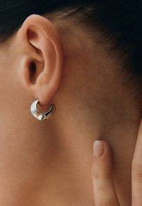 EDBLAD BEAD CREOLES HOOPS SMALL - Náušnice - steel