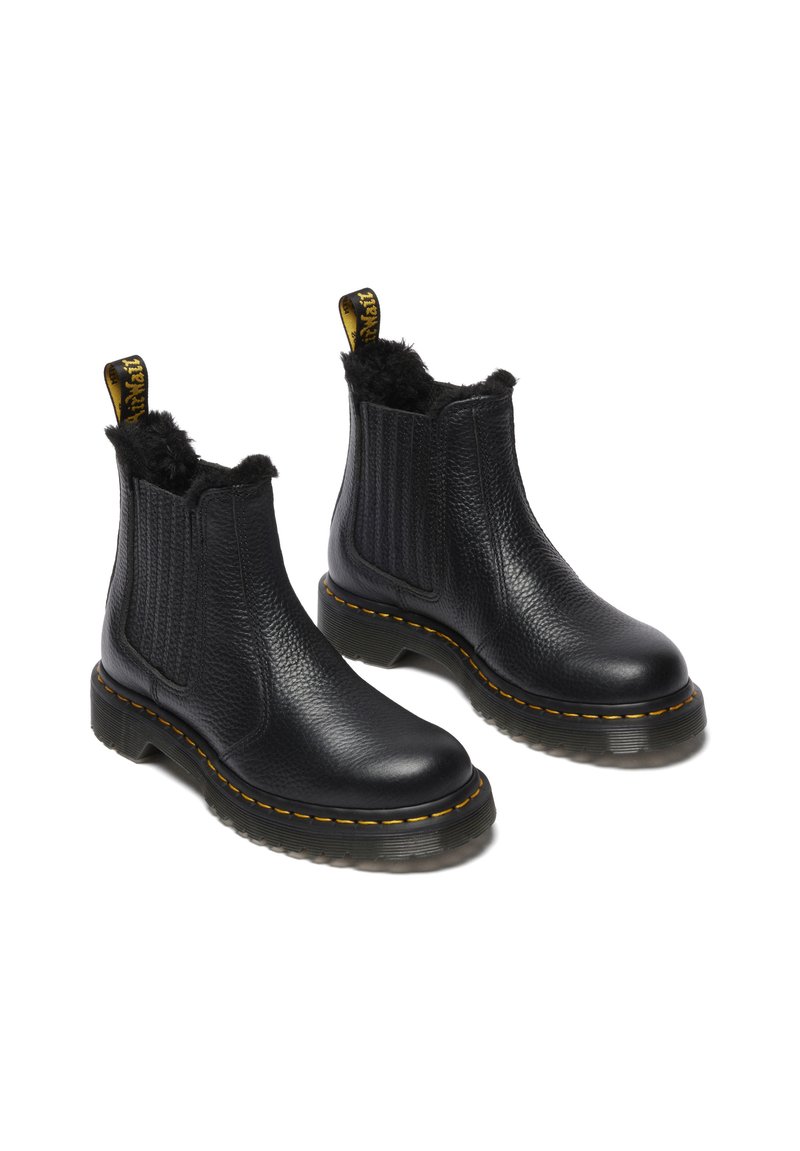 chelsea dr martens ch