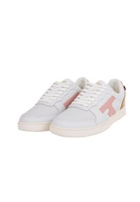 White sneakers with pink accents, perforated texture, round toe, flat sole, and lace-up design; features a beige heel detail.