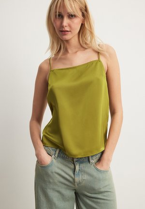 TIE BACK DETAIL - Top - green