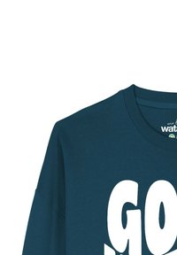 Donker teal sweatshirt met een ronde hals en lange mouwen, voorzien van opvallende witte letters over de voorkant. Zachte stoftextuur.