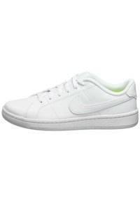 Nike Performance NIKE COURT ROYALE BE Baskets basses white