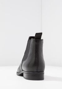 Vagabond Botines bajos - black