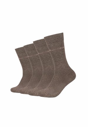 Vier Paar braune knöchelhohe Socken mit Rippenbündchen, jeweils mit schwachem Text nahe dem oberen Rand.