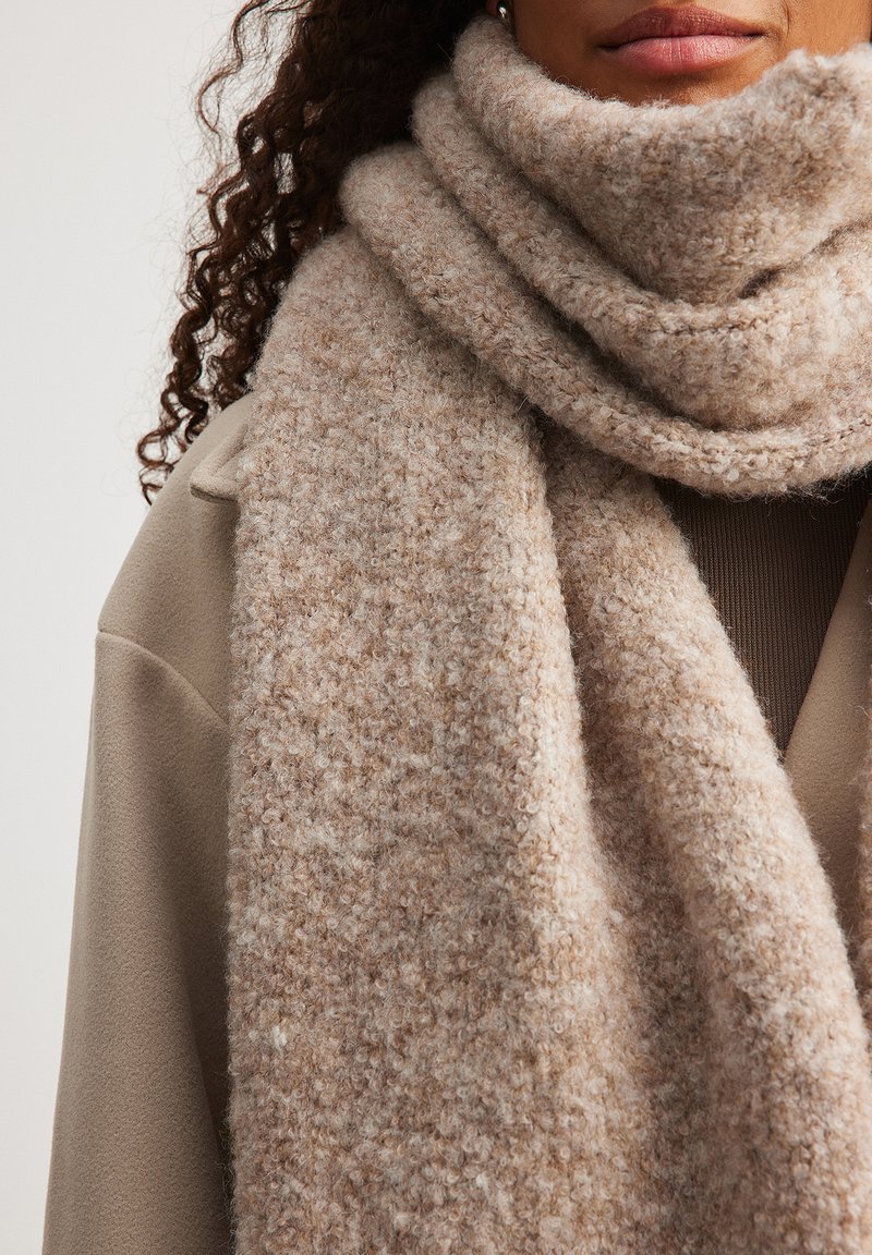 NA-KD Sciarpa - beige