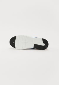 Fila CRUSHER TEENS UNISEX - Sportcipő - black-dark cheddar