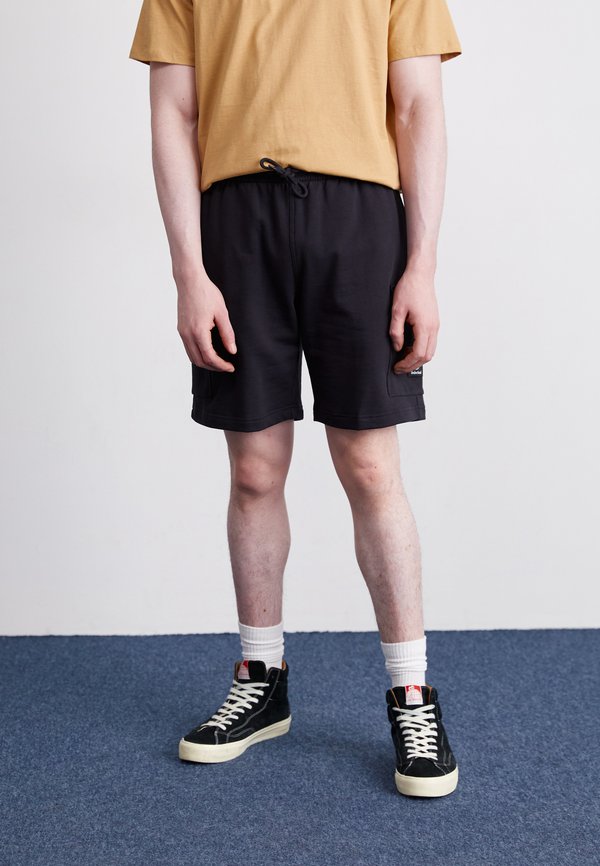 BADGE CARGO - Tracksuit bottoms