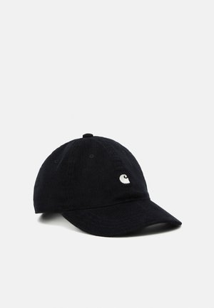 Casquette de baseball en velours côtelé noir avec un petit logo blanc en forme de vague à l'avant, visière incurvée et sangle arrière ajustable.