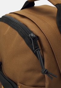Carhartt WIP KICKFLIP BACKPACK UNISEX - Dnevni ruksak - tamarind