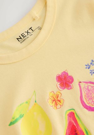 Next Marškinėliai su spaudiniu - butter yellow soho fruit graphic