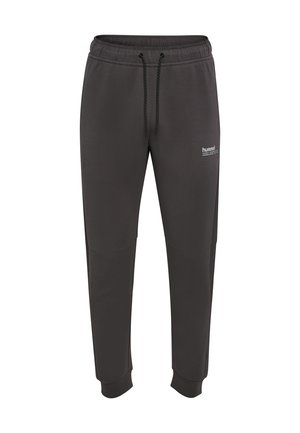 Donkergrijze taps toelopende joggingbroek met elastische tailleband, zwart trekkoord, omgeslagen enkels en klein wit logo op de rechterdij.