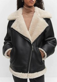 Mango Giacca in similpelle - black