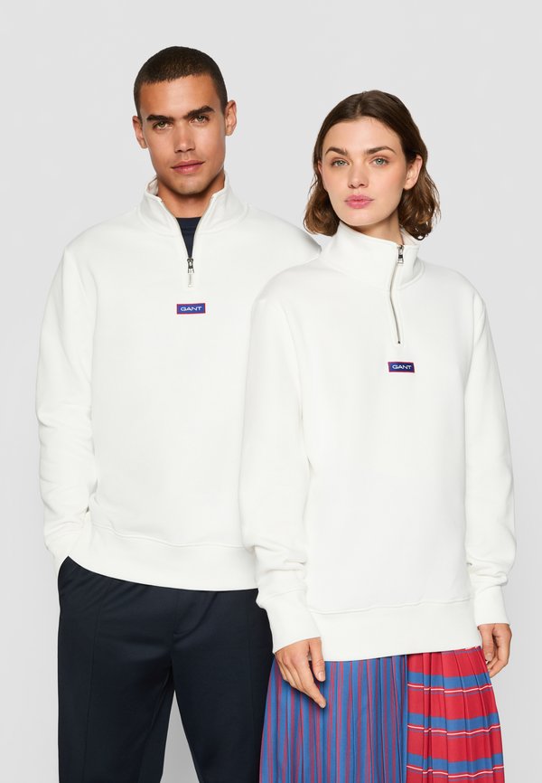 EXCLUSIVE HERITAGE 2.0 REG HALF ZIP SWEAT - Sweatshirt - eggshell