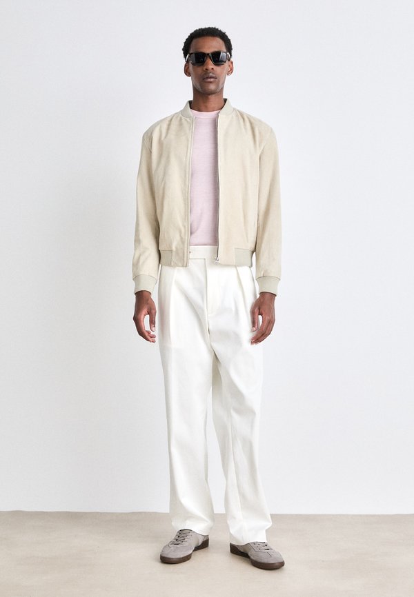 BECKHAM X BOSS TROUSERS - Trousers4