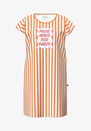 Kurzärmliges Kleid mit vertikalen orange-weißen Streifen und zentralem Text „MORE AMOR POR FAVOR“ in Pink auf weißem welligem Hintergrund.