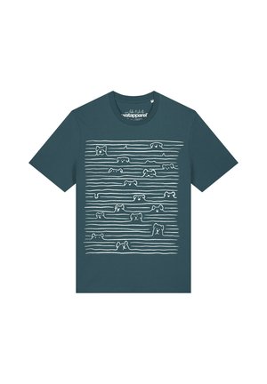 T-shirt vert foncé avec des lignes horizontales blanches et des visages de chiens simplement dessinés en contour qui apparaissent entre les lignes à l'avant.