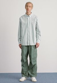 Carhartt WIP DILLION  - Ing - chervil/white