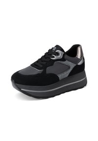 Sneaker platform nero e grigio con lacci, dettaglio metallico sul tallone e suola testurizzata, presentato su uno sfondo bianco.
