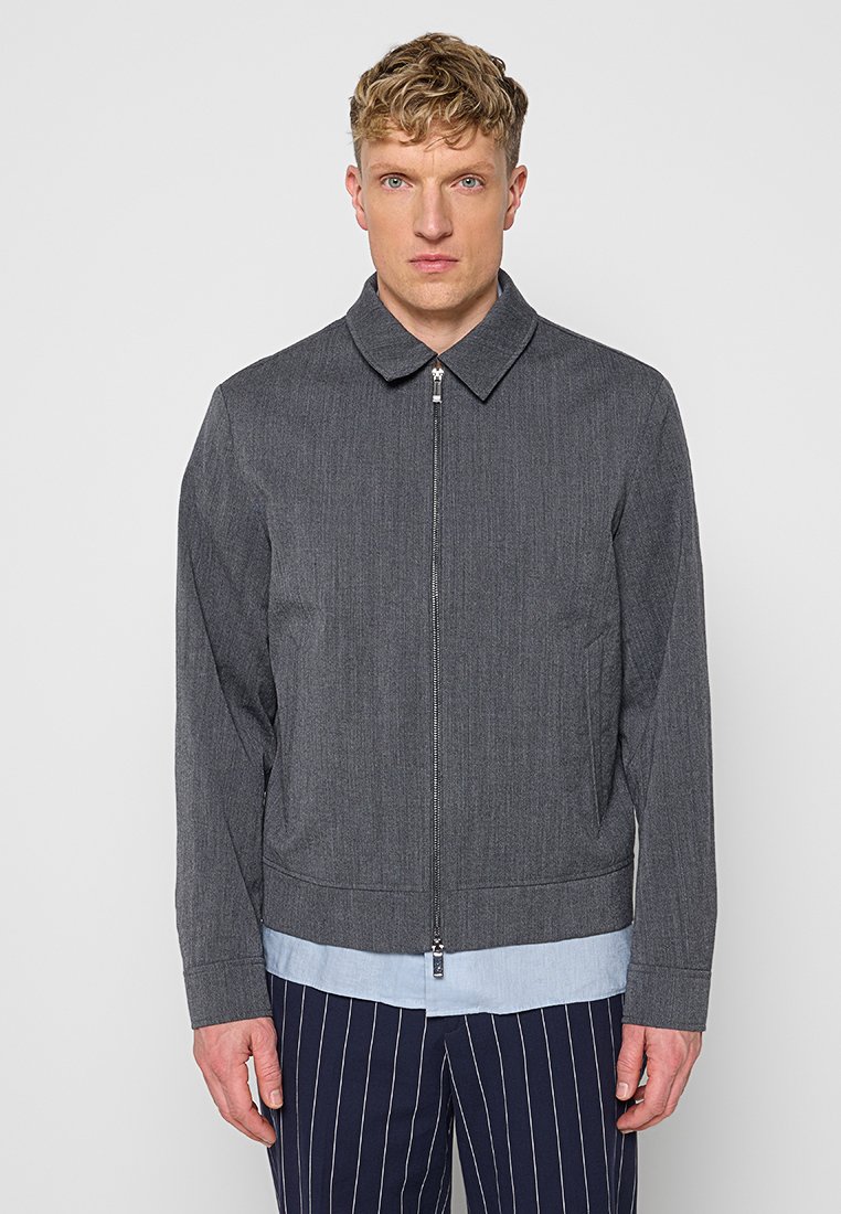 Leichte Jacke
