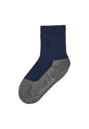 Marineblauer Socke mit grauem Fersen- und Zehenbereich. Gerippter Bund. Aus einem glatten, dehnbaren Material gefertigt. Verfügt über ein dezentes Logo im Zehenbereich.