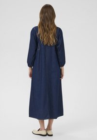 Culture HILKA ARPA - Denimové šaty - rinse wash
