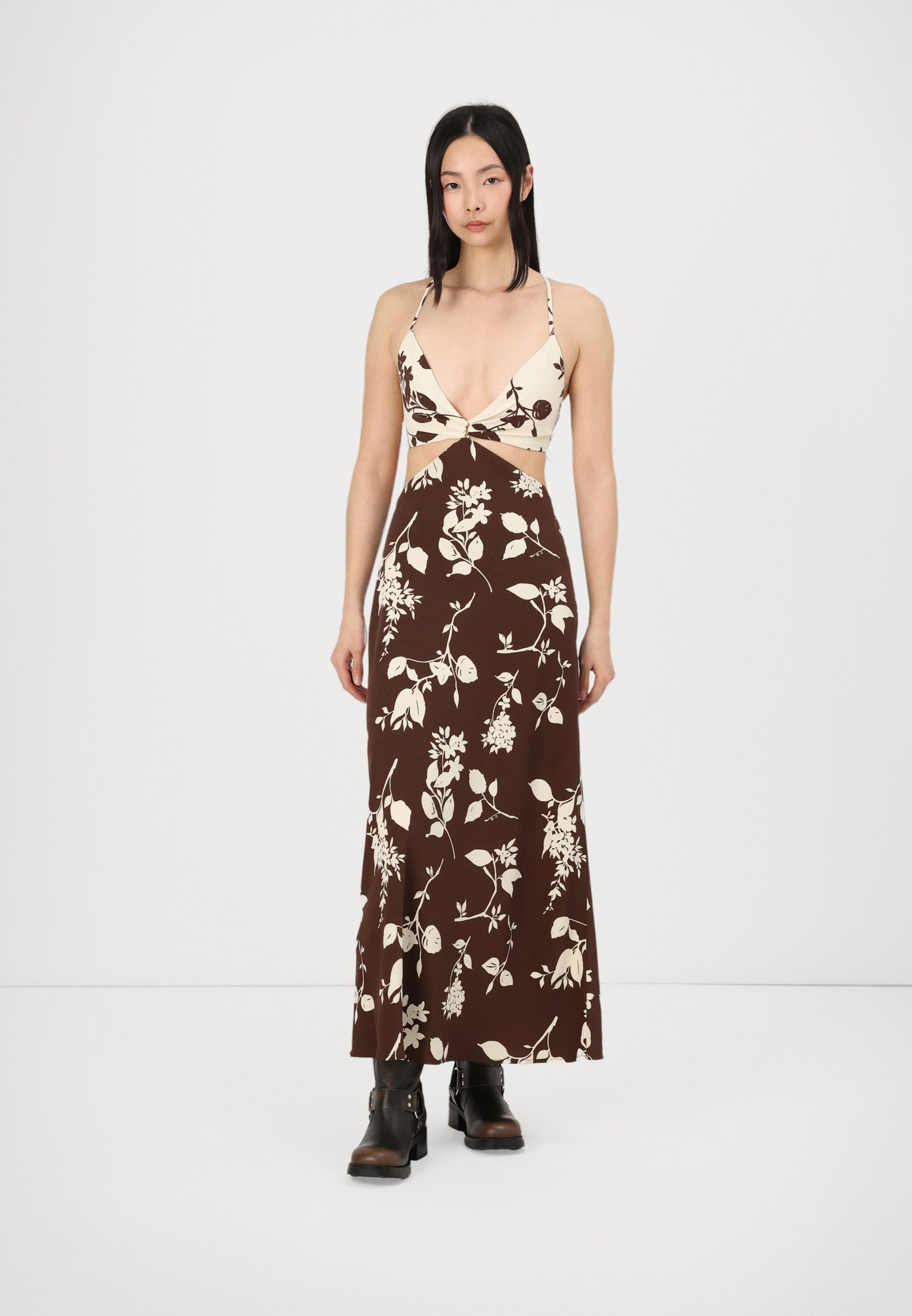 Abercrombie & Fitch The A&F Julia Slip Cutout Maxi Dress - Maxi dress - brown - Zalando.ie Abercrombie & Fitch The A&F Julia Slip Cutout Maxi Dress - Maxi dress - brown - Zalando.ie