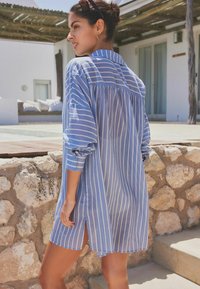 Next Doplnky na pláž - blue white stripe