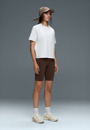 OYSHO, HIGH RISE COMPRESSIVE CORE CONTROL 25CM CYCLE LEGGINGS - Leggings - brown