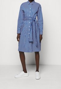 Steffen Schraut Skjortklänning - blue