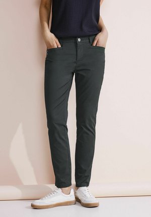 Jeansy Slim Fit