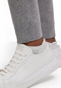 FALKE LOUNGEWEAR - Trainingsbroek - light grey
