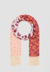 Écharpe à motif léopard comprenant un mélange de teintes roses, orange et bordeaux, avec une texture douce et des franges aux extrémités.