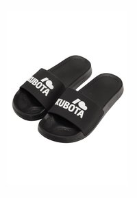 Czarne sandały na suwak z teksturowaną gumową podeszwą i szerokim paskiem z białą grafiką "I <3 KUBOTA".