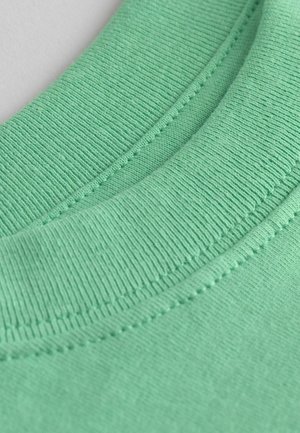 Next RELAXED FIT-SHORT SLEEVE - Navadna majica - green