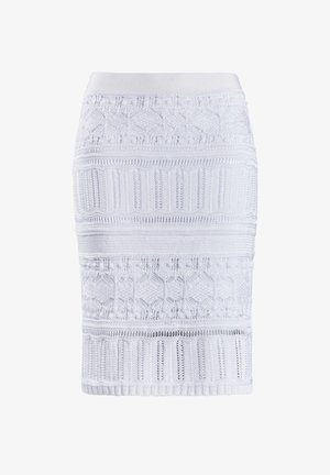 Gonna a matita bianca in maglia caratterizzata da motivi intricati, bande testurizzate e un design aderente, con una vita liscia nella parte superiore.