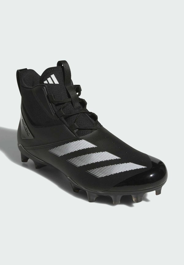 Moulded stud football boots2