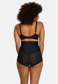 Sans Complexe PERFECT CURVES - Sujetador con aros - black