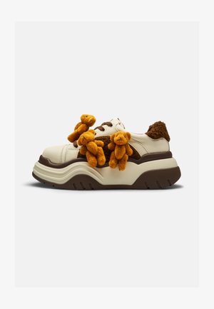 Koi Footwear, POCO THE TEDDY CHUNKY - Маратонки - brown