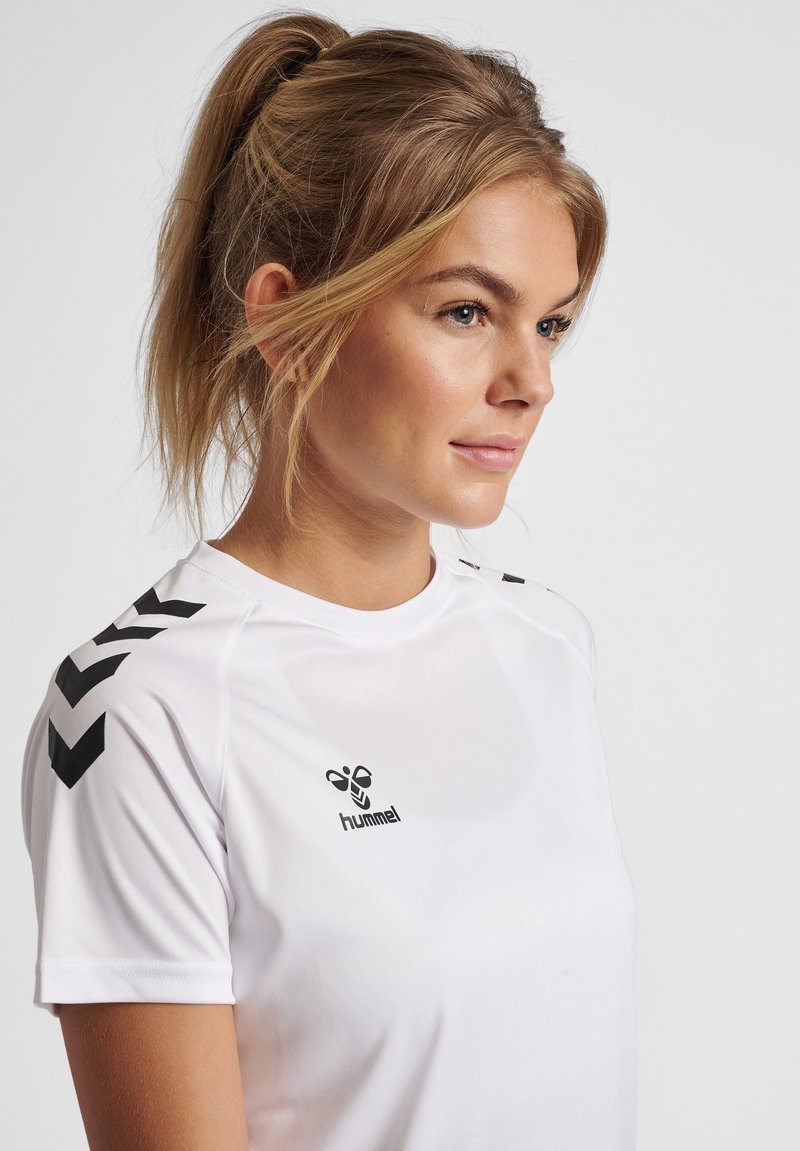 Sports T-shirts - white/hvid - Zalando.dk