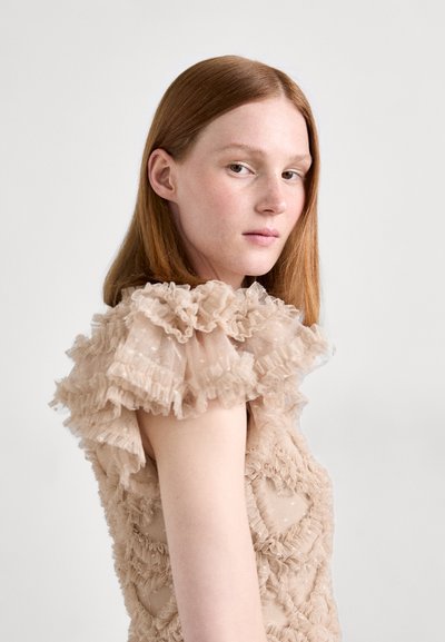 Needle & Thread AMORETTE V NECK GOWN - Gallakjole - sand