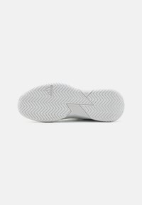 adidas Performance DEFIANT SPEED - Vairāku kortu tenisa apavi - footwear white/grey one